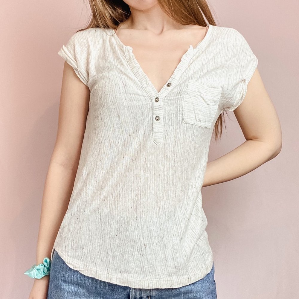 C&C California 100% Linen 3 button V-neck Shirt